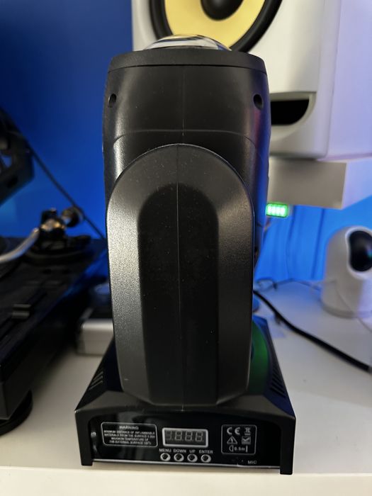 Dwie głowy ruchome 90w RGBW Nowe