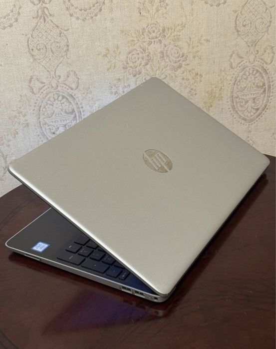 Ноутбук HP 15-dv0037 i3 8th HDD 500GB