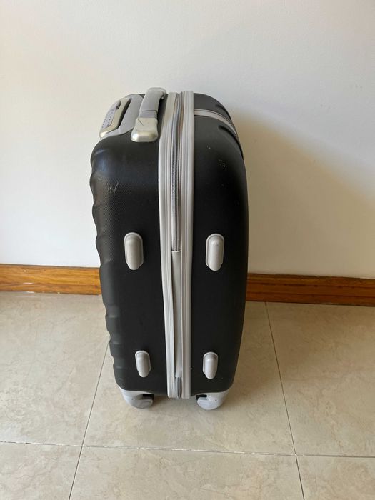 Mala Viagem Preta de Cabine - Trolley