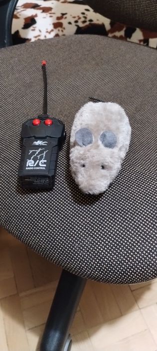 Myszka sterowana na baterie