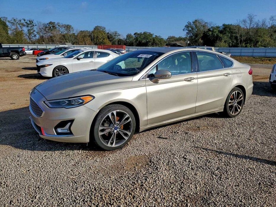 Ford Fusion Titanium 2019 /