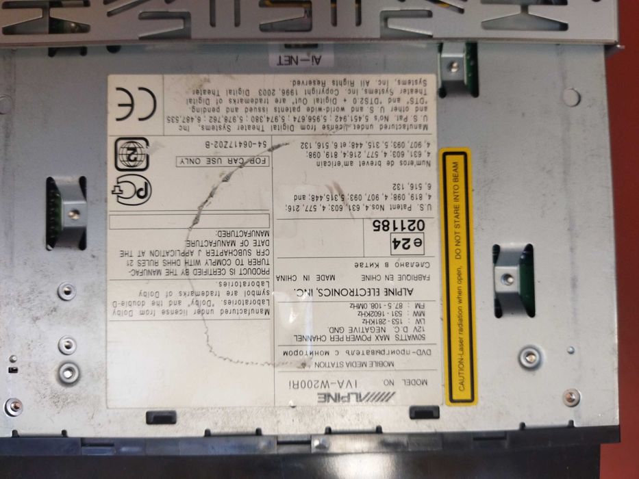 Автомагнитола 2-DIN Alpine IVA-W200Ri.