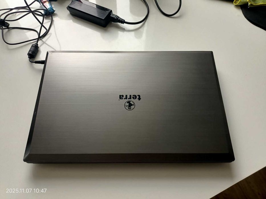 Terra 1748P (17.3 FHD/Core i3 3110M/RAM 4/SSD 256/Intel HD)