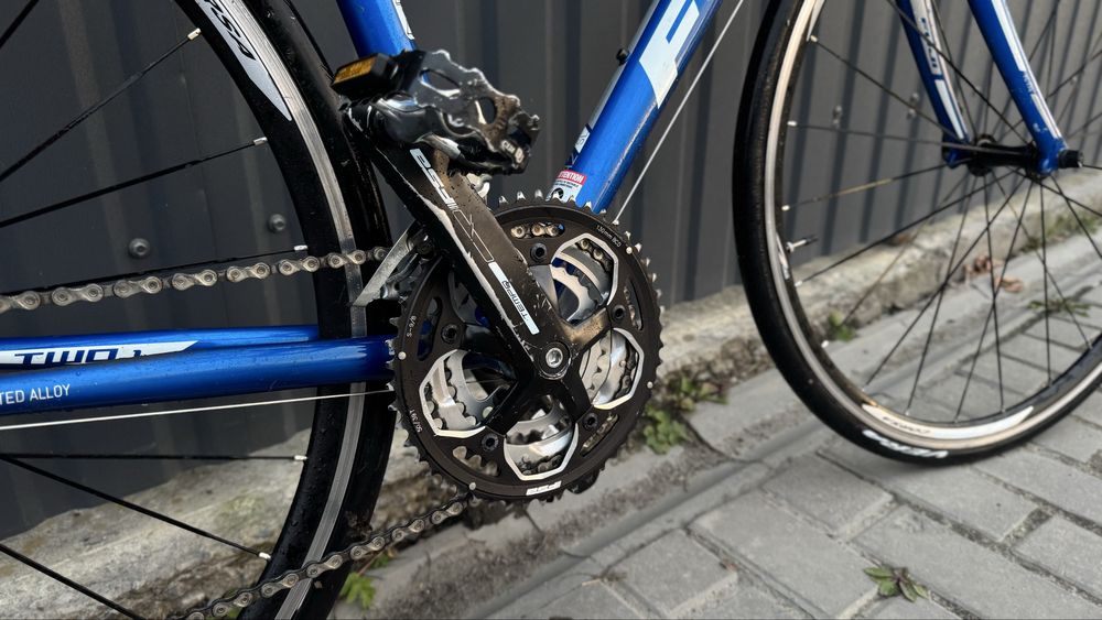 Шоссейный велосипед Fuji