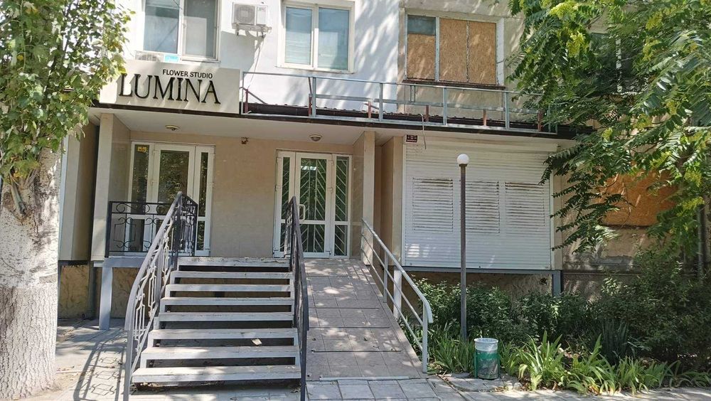 Оренда фасадного приміщення 67 м.кв на Шуменськом з інтенсивним трафіком