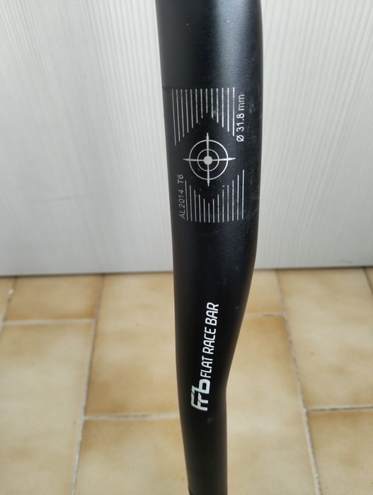 Guiador de BTT em alumínio.