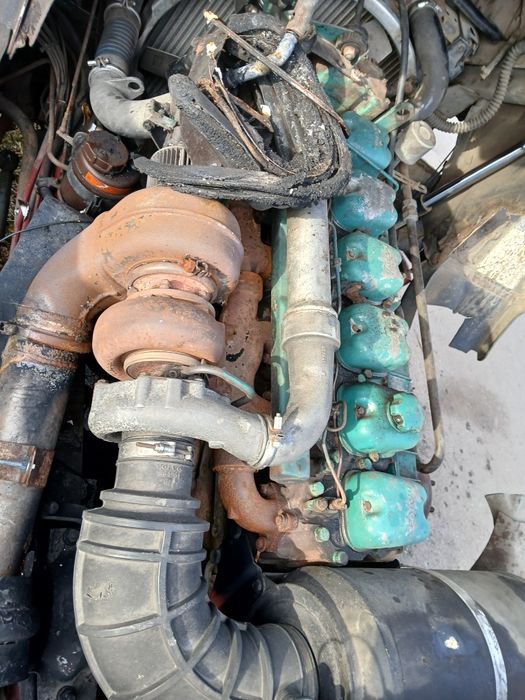 Двигун Вольво рядна 6ка