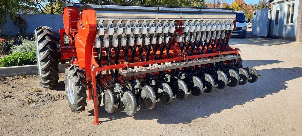 Сівалка зернова СЗ навісна 3м. під МТЗ ЮМЗ сівник