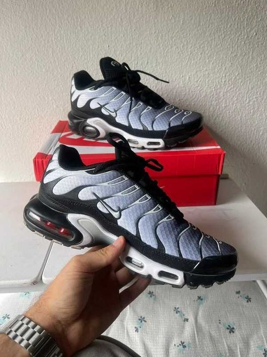 Air_Max_TN_Czarny R.42