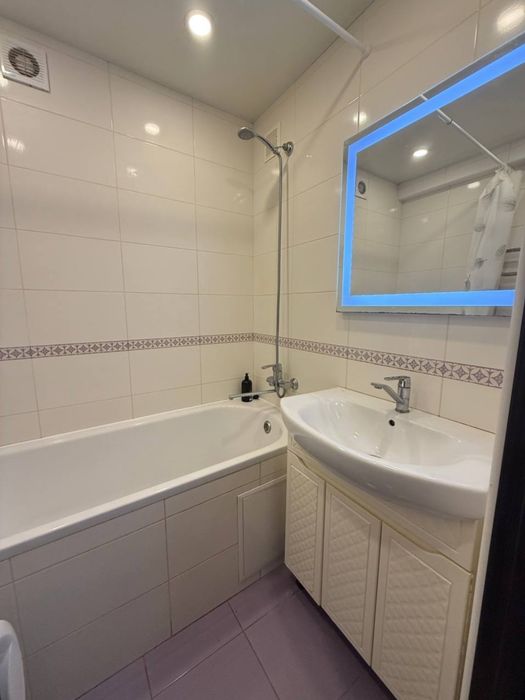 Продам 2к квартиру в цегляному будинку