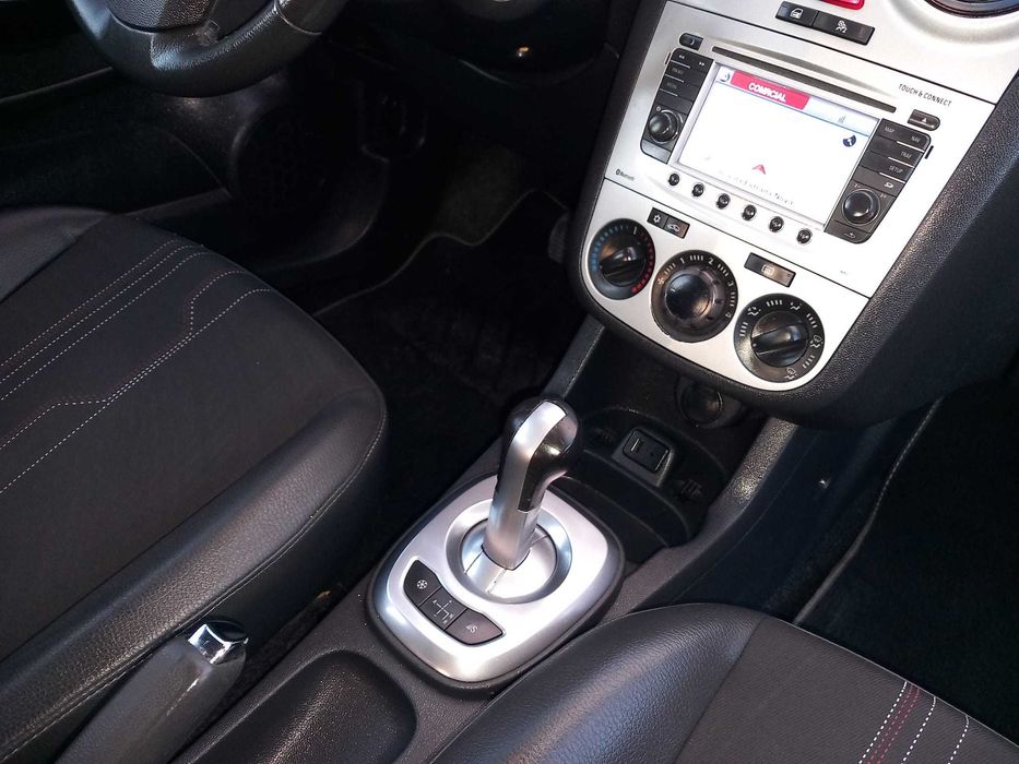 OPEL CORSA D 1.2 2012 - CX VELOCIDADES AUTOMÁTICA