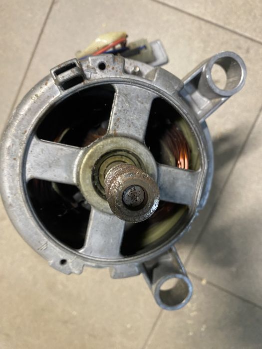 Silnik elektryczny 220v