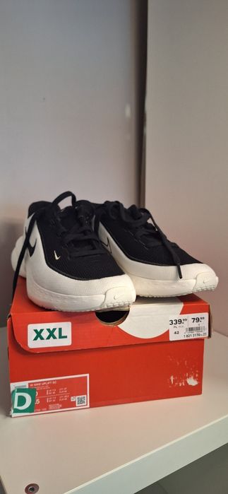 Nike rozmiar 42 nowe