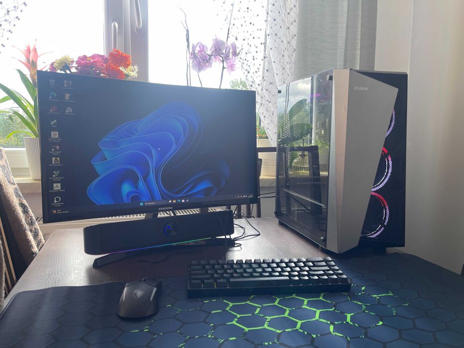 Zestaw Komputerowy Do Gier. LED 24' i7 8700k 4r 8w /16gbDDR4/GTX1660Ti 6gb/SSD/HDD/WiFi/650W. Dowóz