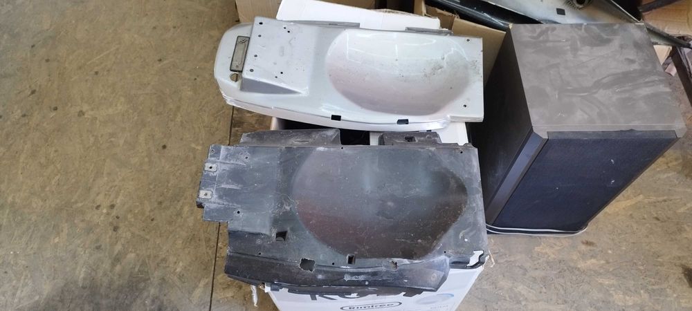 Пластик Honda CB600F Hornet 03-06: 3 950 грн. - Інші