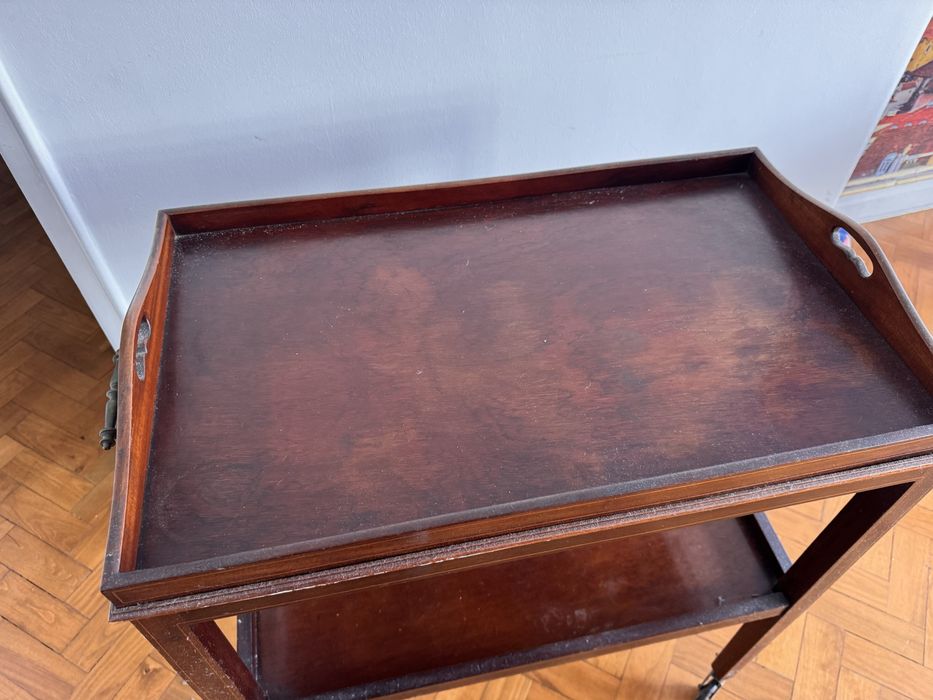 Mesa de apoio carrinho com tabuleiro amovivel em madeira