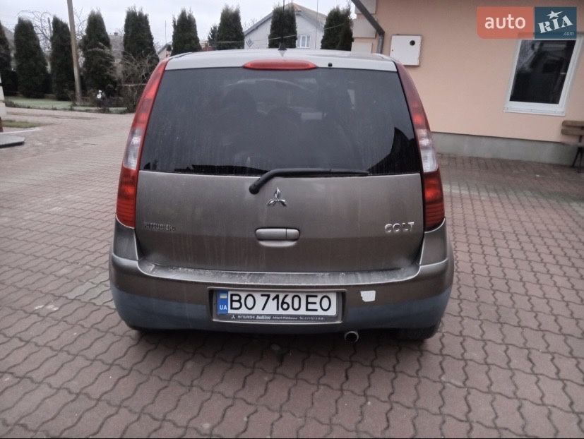 Mitsubishi Colt 2008 рік