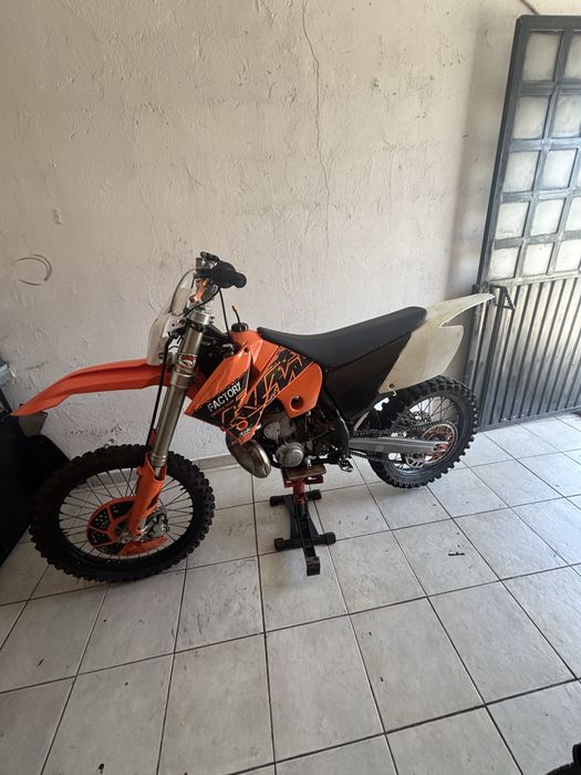 Ktm 250 sx 2006.