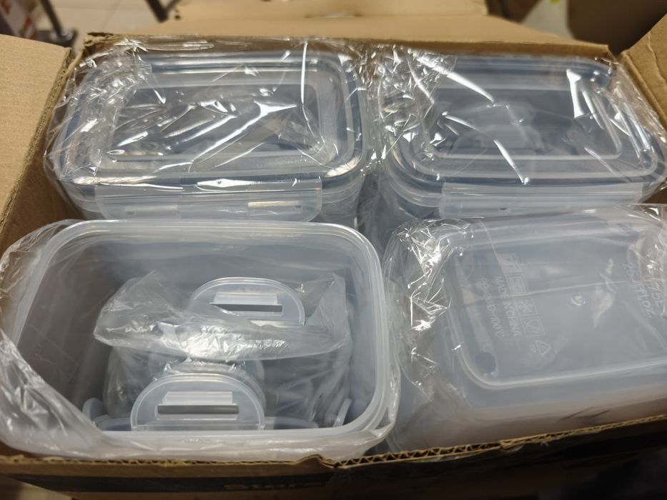 Набор контейнеров для хранения продуктові.