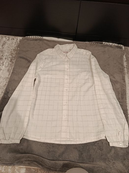 Bluzka elegancka w rozmiarze 152