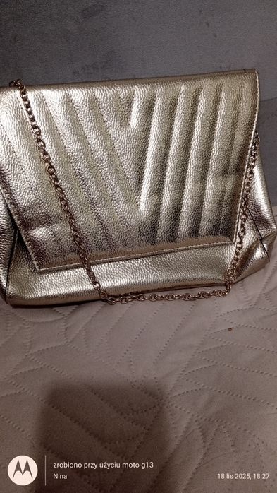 Torebka złota ,bardzo elęgancka