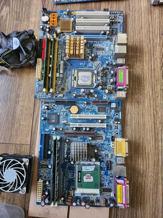 10 x płyty główne + procesor + ram + chłodzenie
