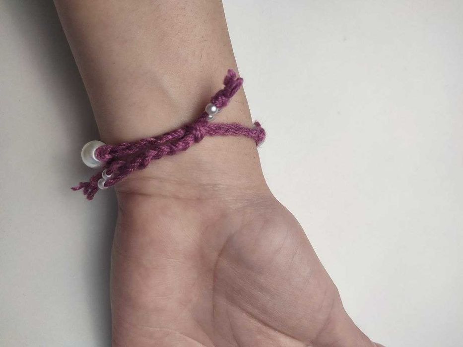 Pulseira com Pérola em Macramê