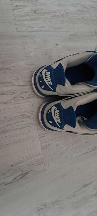 Buty Nike Air Jordan 4