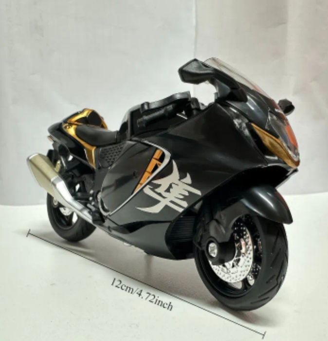 Модель Сузукі Хаябуса