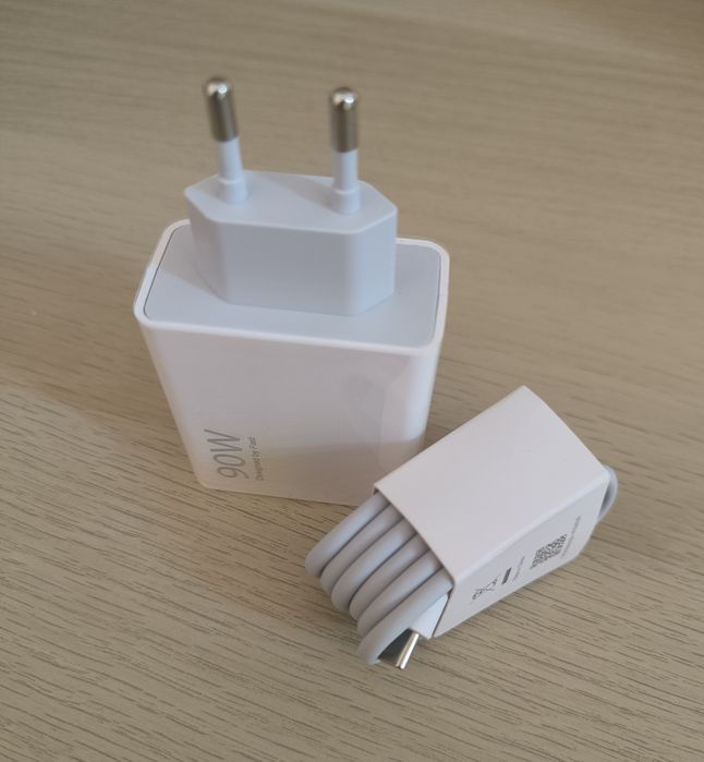 NOWA SUPERSZYBKA Ładowarka 90W do telefonu + kabel USB-C, hypercharge