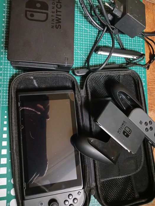 Nintendo Switch + 7 ігор