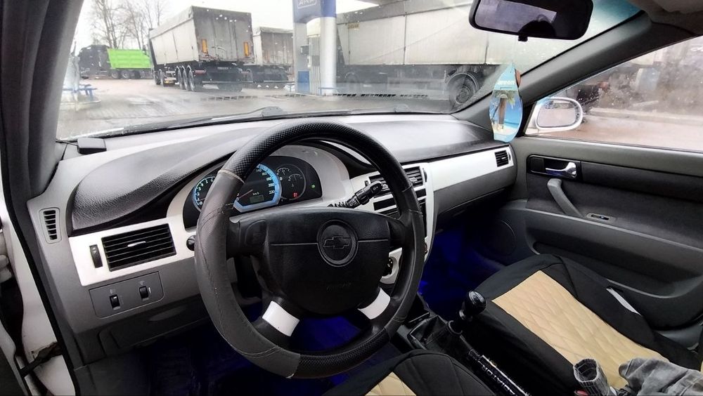 Продаж Шевроле лачетти