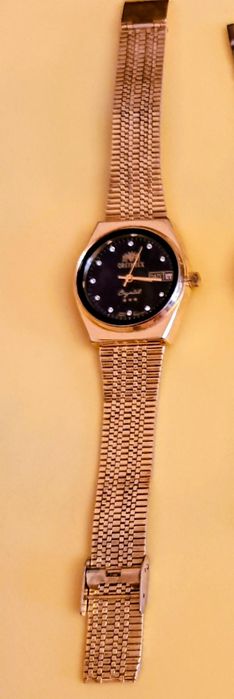 Часы в ассортименте.