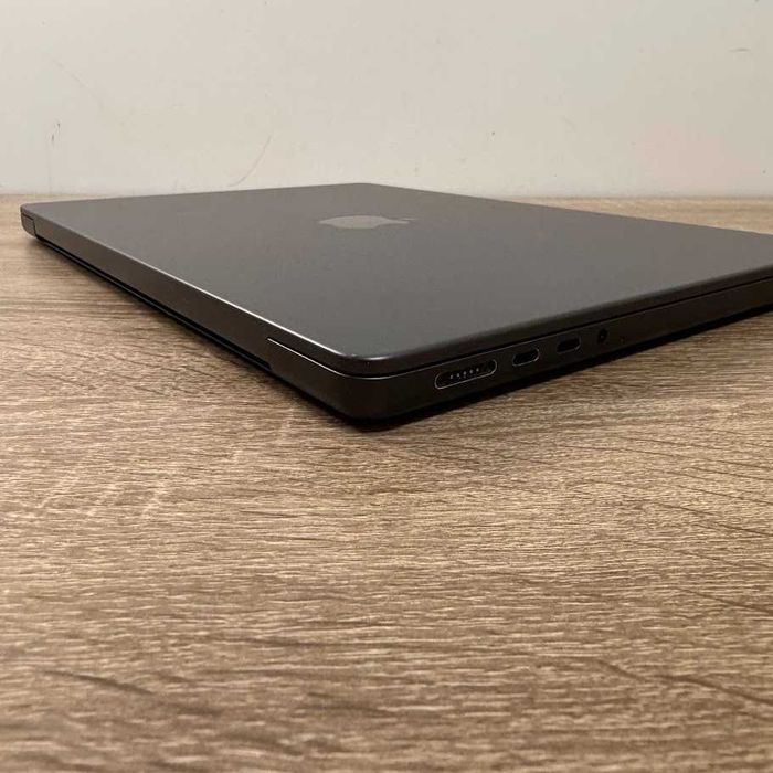 Macbook Pro 14" Late 2023 M3 Pro/18Gb/SSD 512Gb акб:96% (код:M1101)