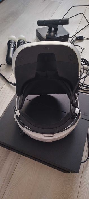 Konsola PlayStation 4+VR+gry 9 płyt  cały zestaw!!!