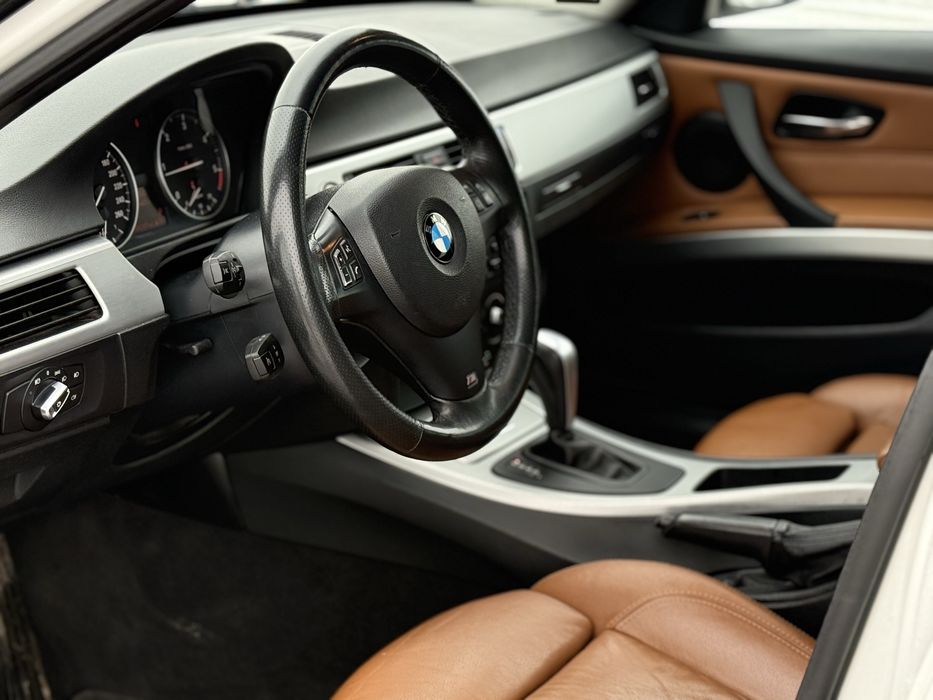 BMW E91 320D 183KM, Automat, Hak, AlpinaWeiss.