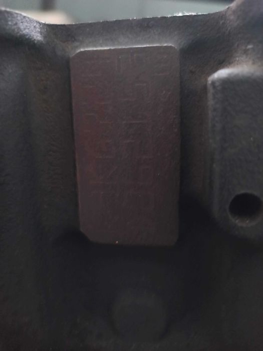 : Блок двигателя в сборе(низ) K9K 724 1.5 dCi (Renault) .).