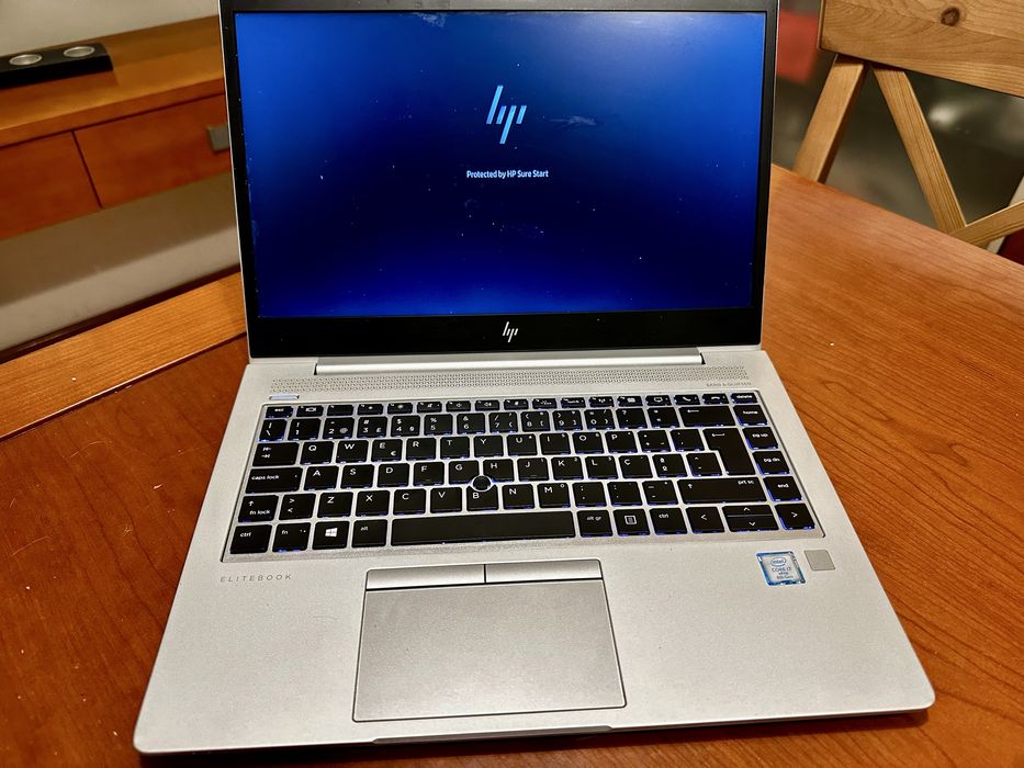 Portátil HP Elitebook 840 G5 14’’ - Core i7 8650U - 16GB - SSD 256 GB