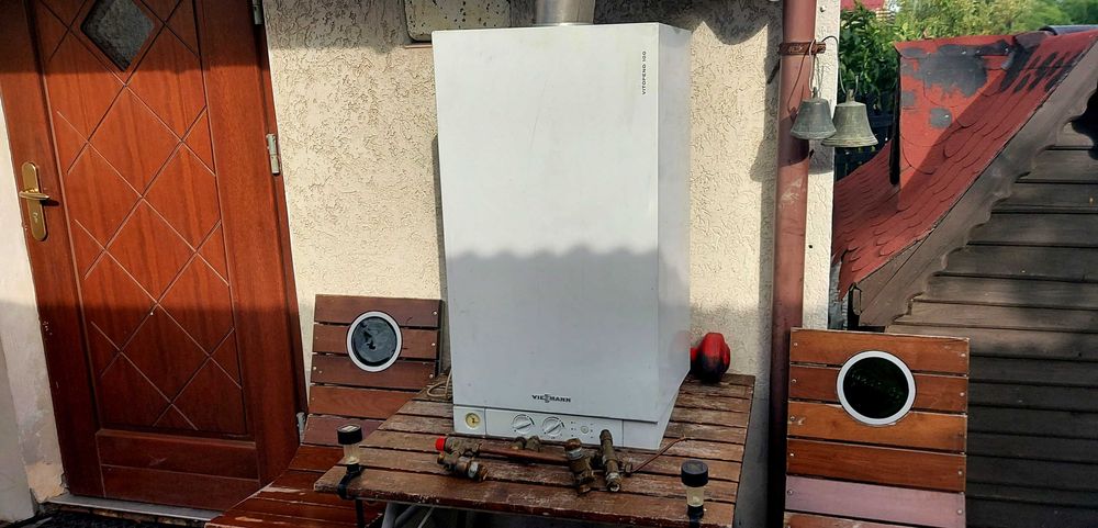 Piec gazowy dwufunkcyjny Viessmann Vitodens 100 STAN BARDZO DOBRY