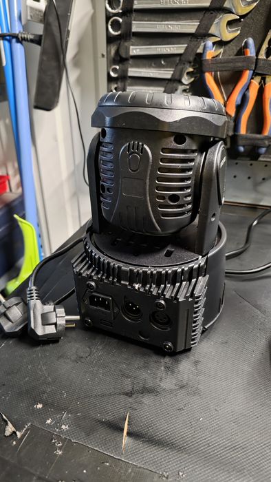 2x Moving Head FONESTAR LED RGBW 7x10W