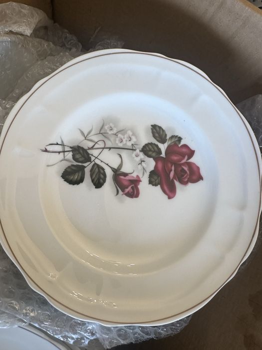 Conjunto de servico de jantar de 41 pecas