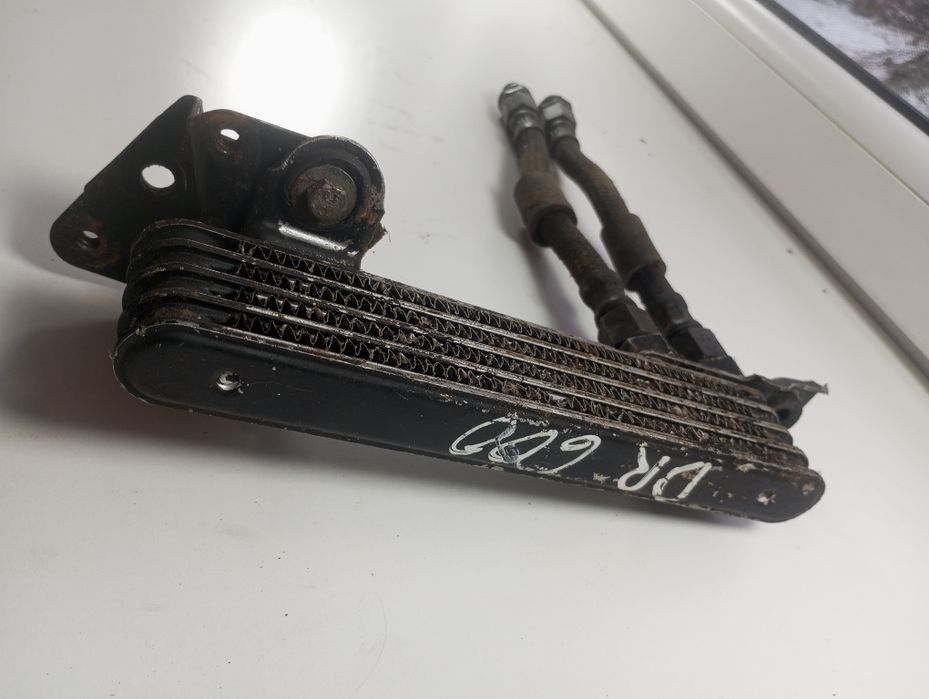 Chłodnica Suzuki DR 600 oryginalna w dobrym stanie