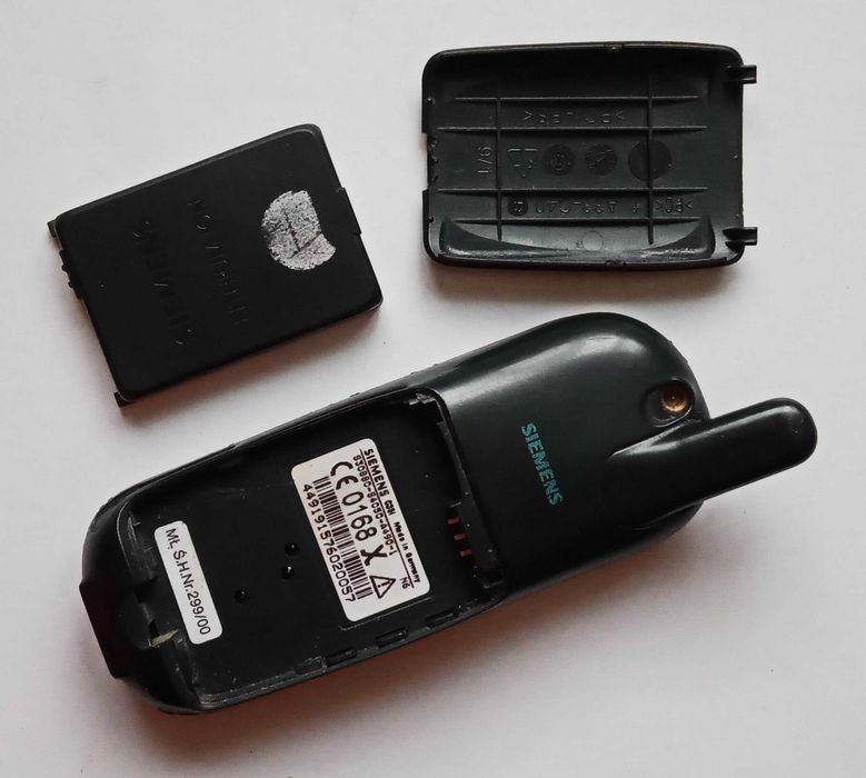 Раритетный кнопочный мобильный телефон Siemens C35