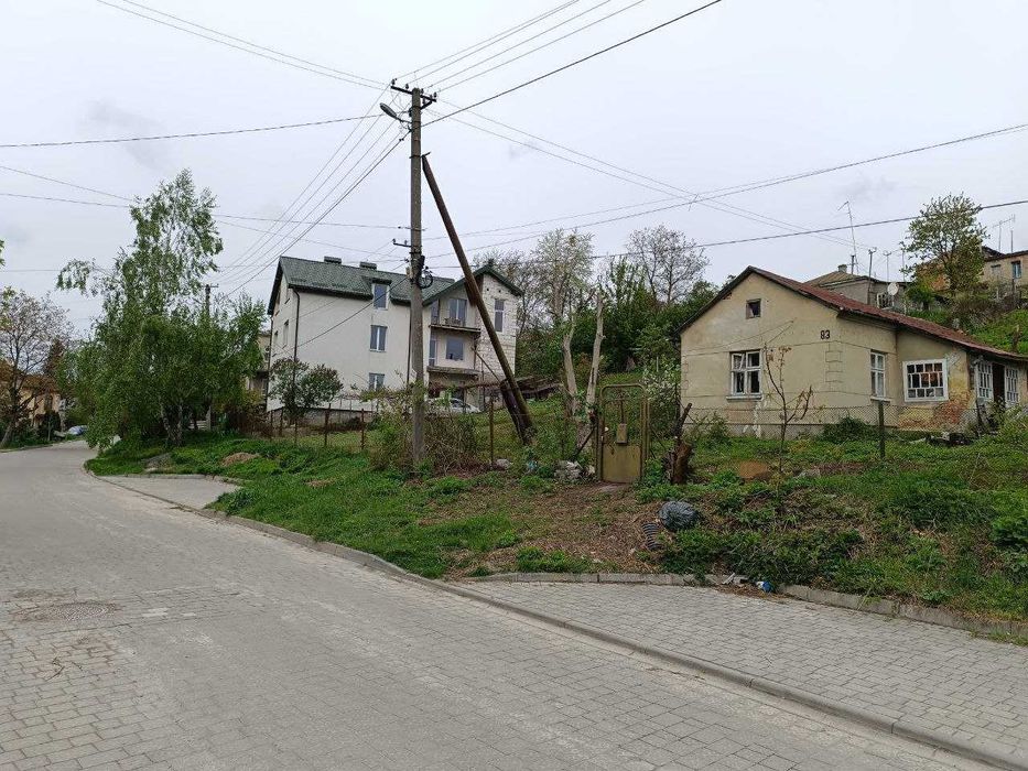 Продаж чудової ділянки пд приватний будинок