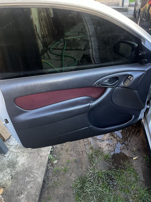 Ford focus 1 svt