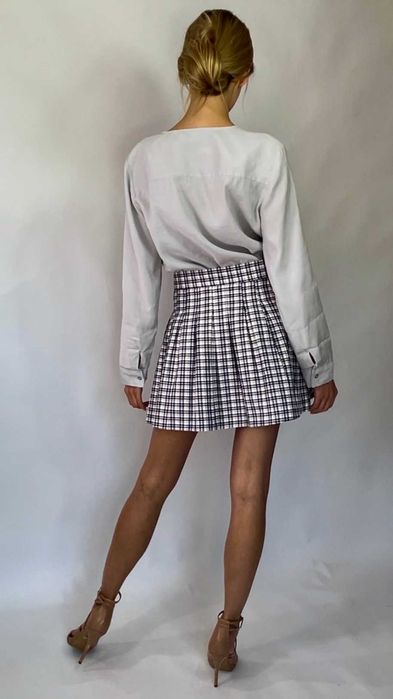 Mini spódnica w kontrafałdy Bershka rozm. M