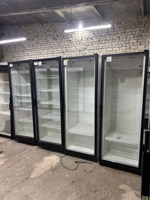 Холодильный шкаф Витрина для напитков Умка холодильник
