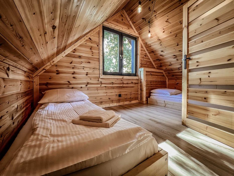 Domek na Kaszubach basen, sauna, jacuzzi, Kaszuby, domek nad jeziorem
