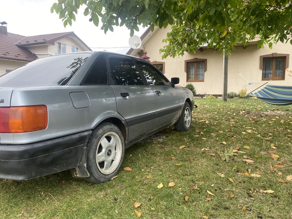 Продам Audi 80