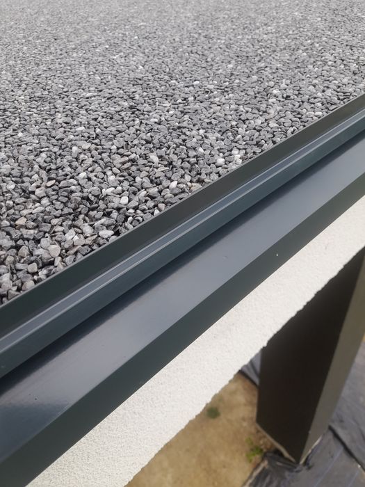 Kamienny dywan żywica zywica do garazu UV posadzki żywiczne